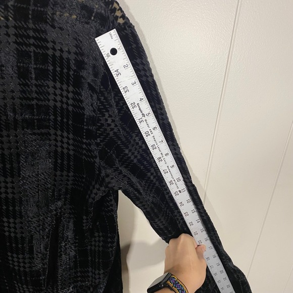 NWT Democracy Black Velvet Houndstooth Burnout Sheer‎ Button Up Shirt M Goth - Picture 15 of 16